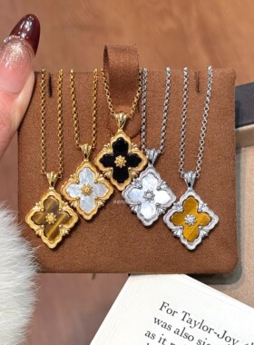 925纯银意大利工艺复古宫廷风歌剧院四叶草项链贝母虎眼玛瑙项链