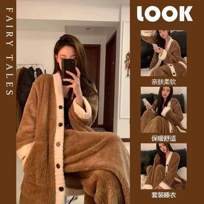 超厚睡衣女秋冬季加厚三层夹棉袄长款珊瑚绒连帽睡袍女可外穿套装