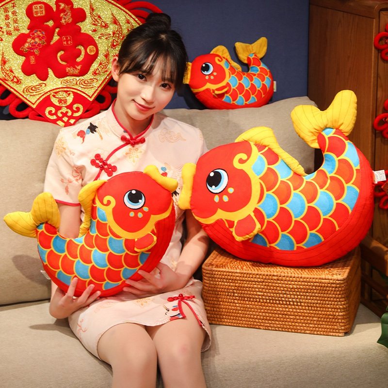 好运锦鲤抱枕吉祥公仔客厅沙发靠枕毛绒玩具玩偶摆件新年结婚礼物,玩具/童车/益智/积木/模型,毛绒/玩偶/公仔/布艺类玩具,淘宝优惠券,粉丝福利购,淘宝优惠卷