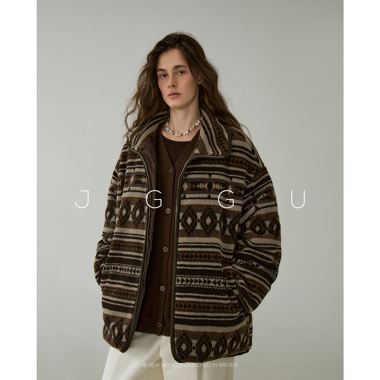 晶咕黑标JGGU【格陵兰岛】费尔岛毛绒感拉链白鸭绒羽绒外套女秋冬