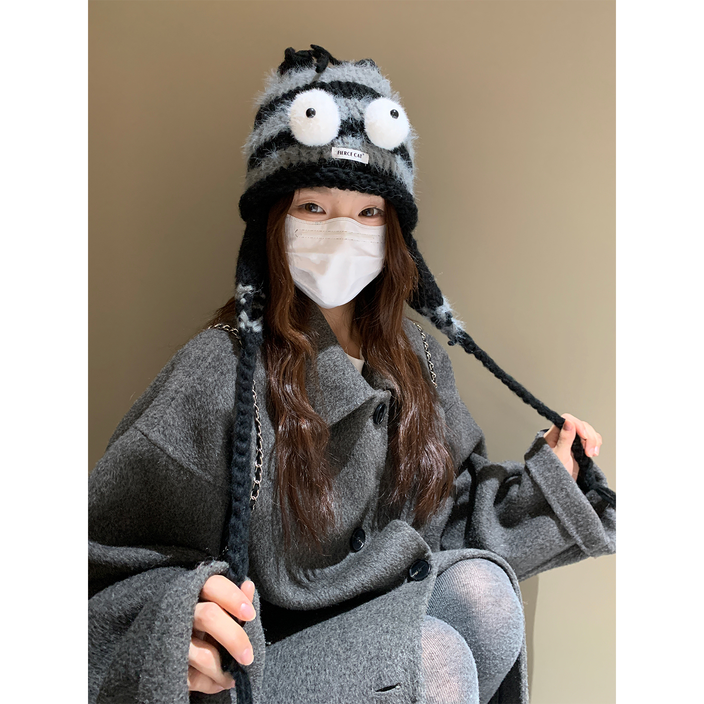 搞怪萌趣大眼针织帽子女秋冬可爱个性绑带保暖毛线帽百搭护耳帽子