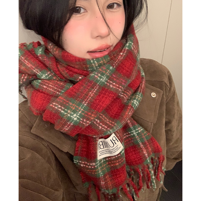 2025冬季圣诞红围巾女氛围感格子百搭披肩保暖防风流苏英伦风围脖