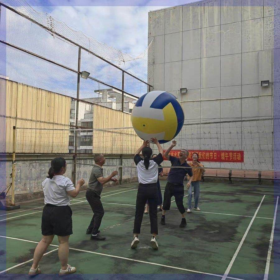 充气大排球大学生草坪玩具亲子互动道具水上沙滩球巨型超大足球