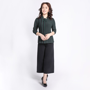 靓诺湖绿色竖条T恤LT18301A