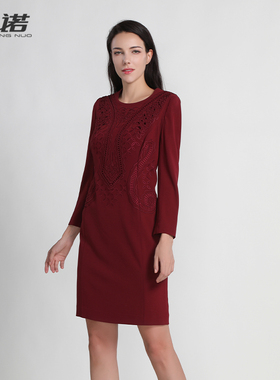 LIANGNUO靓诺红色拼蕾丝婚庆连衣裙LL15377A