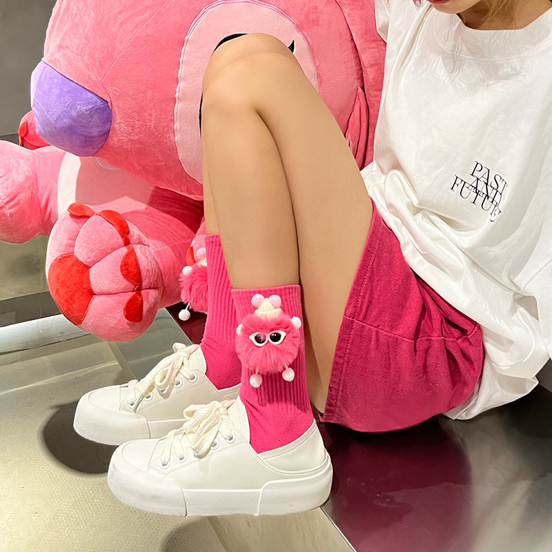 外穿彩色可爱毛球精灵公仔中筒袜