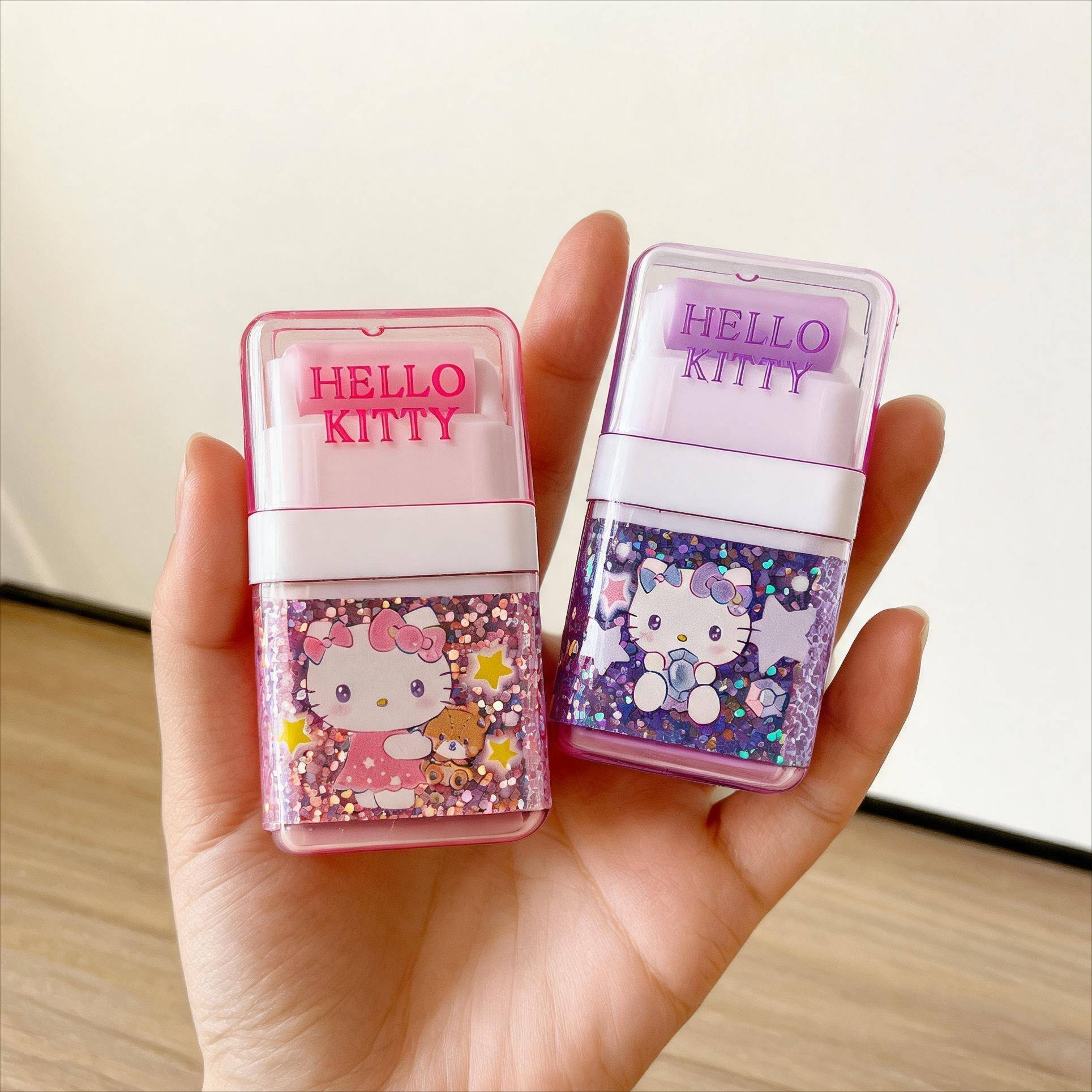 三丽鸥正品授权文具滚轮橡皮擦带盖卡通可爱Kitty橡皮学生专用2个