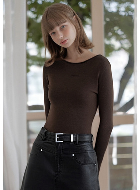 EF【商场同款】复古修身显瘦简约上衣2025秋季新款圆领毛织针织衫