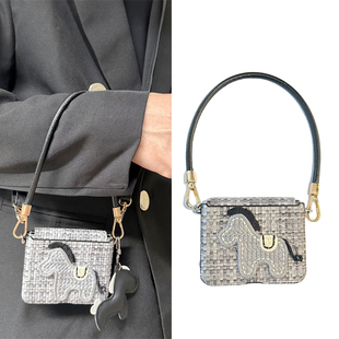 悦皇奢华编织刺绣幸运马适用于华为Purax折叠手机壳全包中轴pocket2斜跨挂绳手提马挂件novaflipS翻盖防摔p50