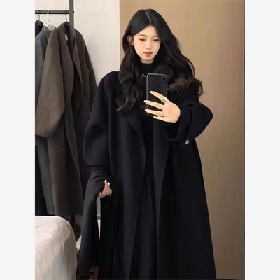 赫本风黑色毛呢大衣女秋