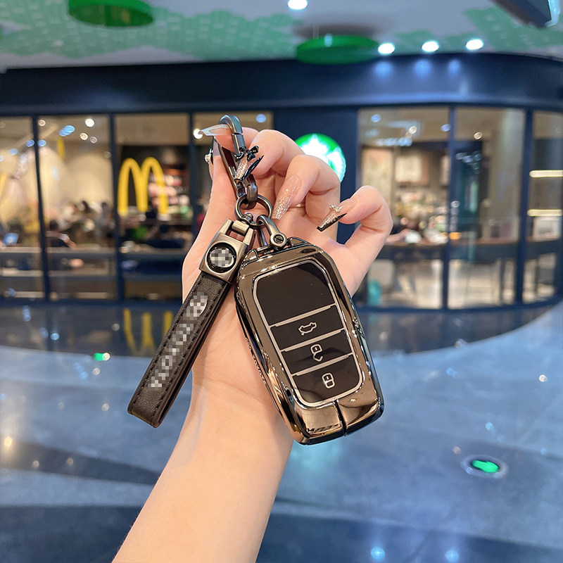 适用皇冠钥匙套汉兰达卡罗拉霸道锐志普拉多兰德酷路泽金属包扣壳