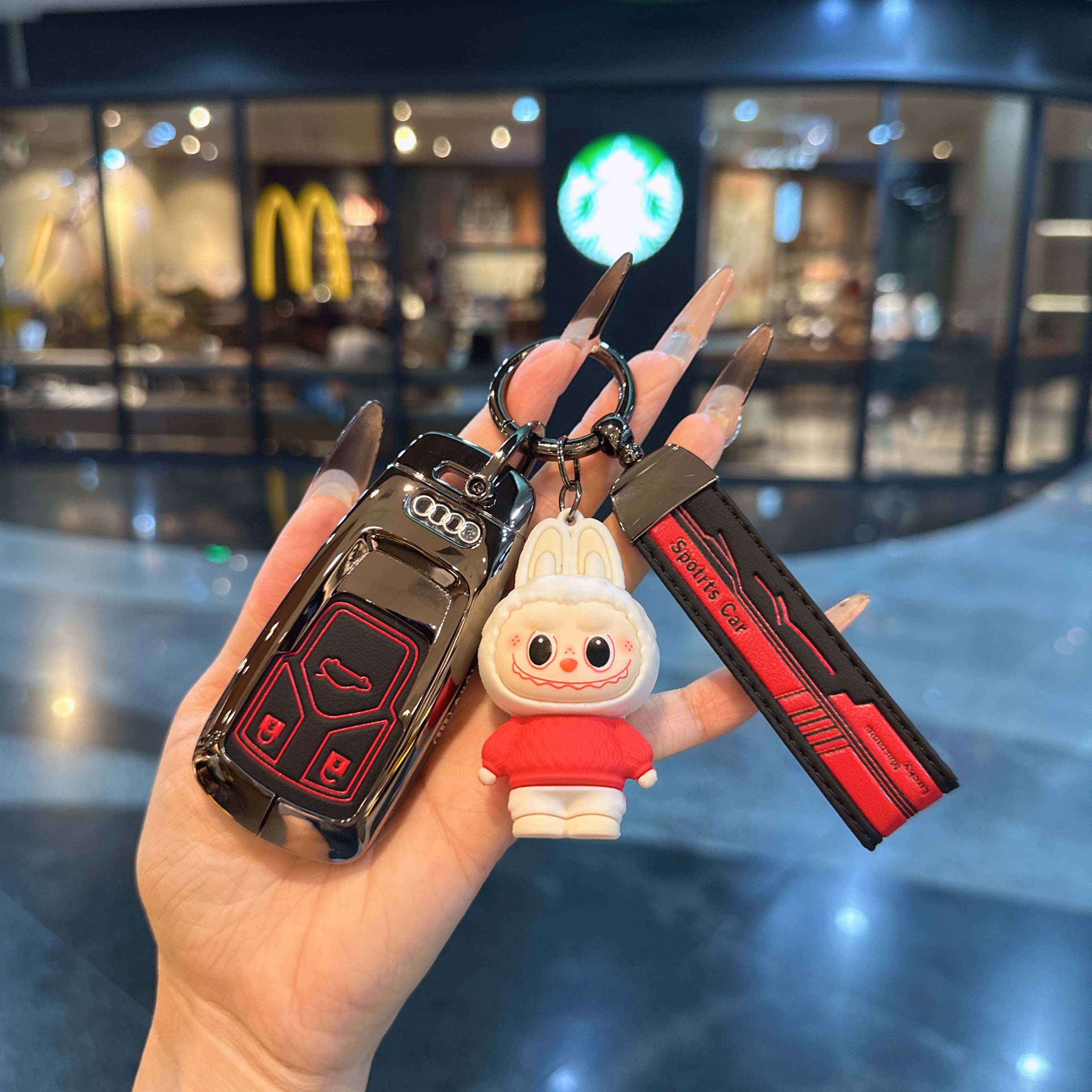 适用于奥迪钥匙套新A4L/Q5L/A5/Q7/RS4/RS5/S5/S4高档金属保护壳