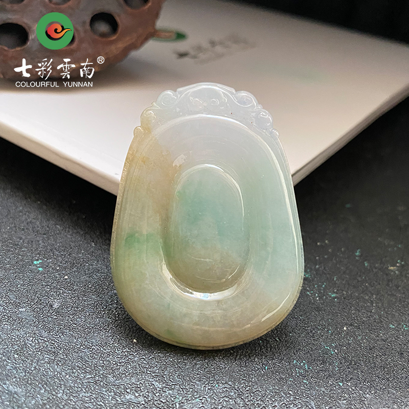 七彩云南天然翡翠黄加绿福贝