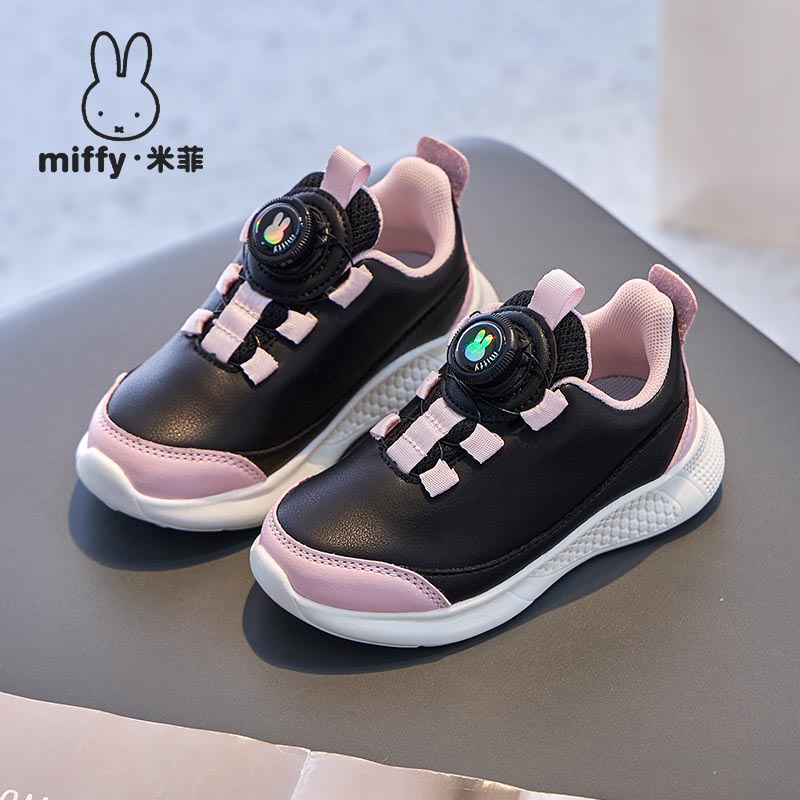 防水休闲儿童防水革面运动鞋