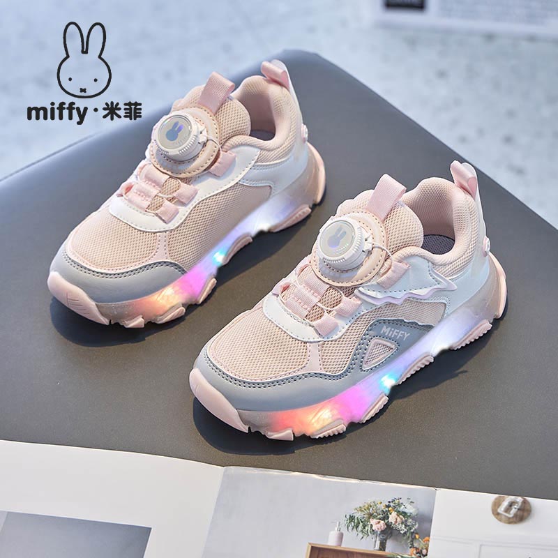 休闲百搭舒适透气女童发光鞋