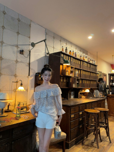 A03 黄亮Elovey 梦回从前两穿小众斜肩碎花上衣女夏季