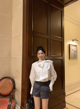 黄亮Elovey【优雅大小姐】英伦风设计感白色飘带蝴蝶结衬衫C02-2