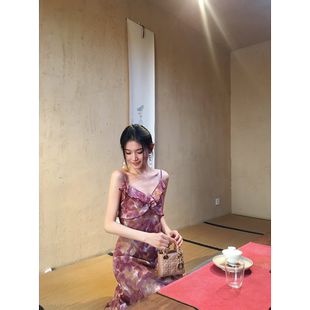 浪漫荷叶边调节肩带吊带长款 00pm 连衣裙 黄亮Elovey