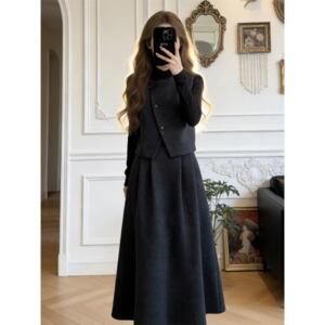 巨好看灰色连衣裙子女早春季2026新款高级感韩系穿搭一整套装长裙