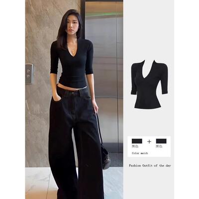 辣妹风正肩V领黑色中袖T