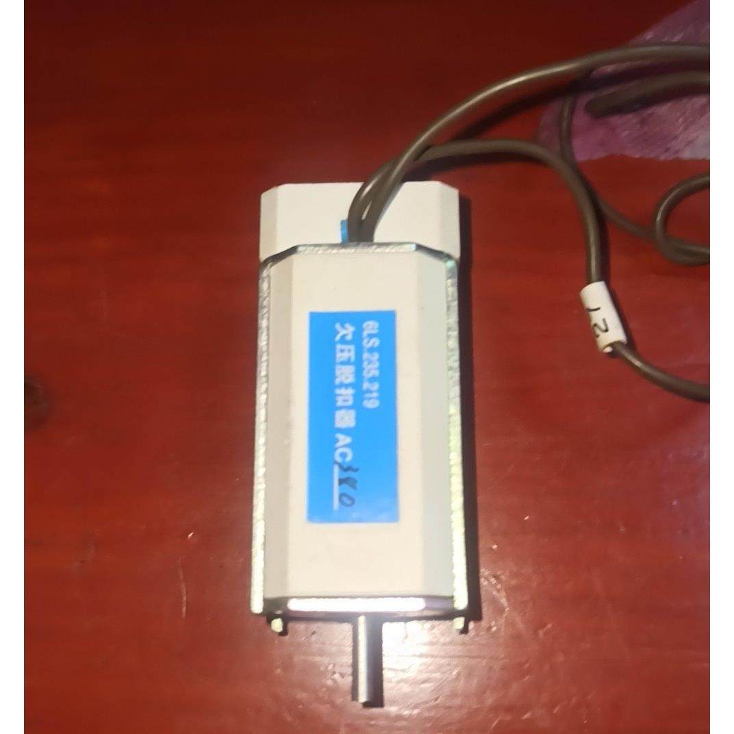 上海人民RMW2-1600欠压脱扣器6LS.235.219分励释能闭合闸线圈217