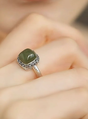 唐纹草925银宫廷风碧玉方形戒指