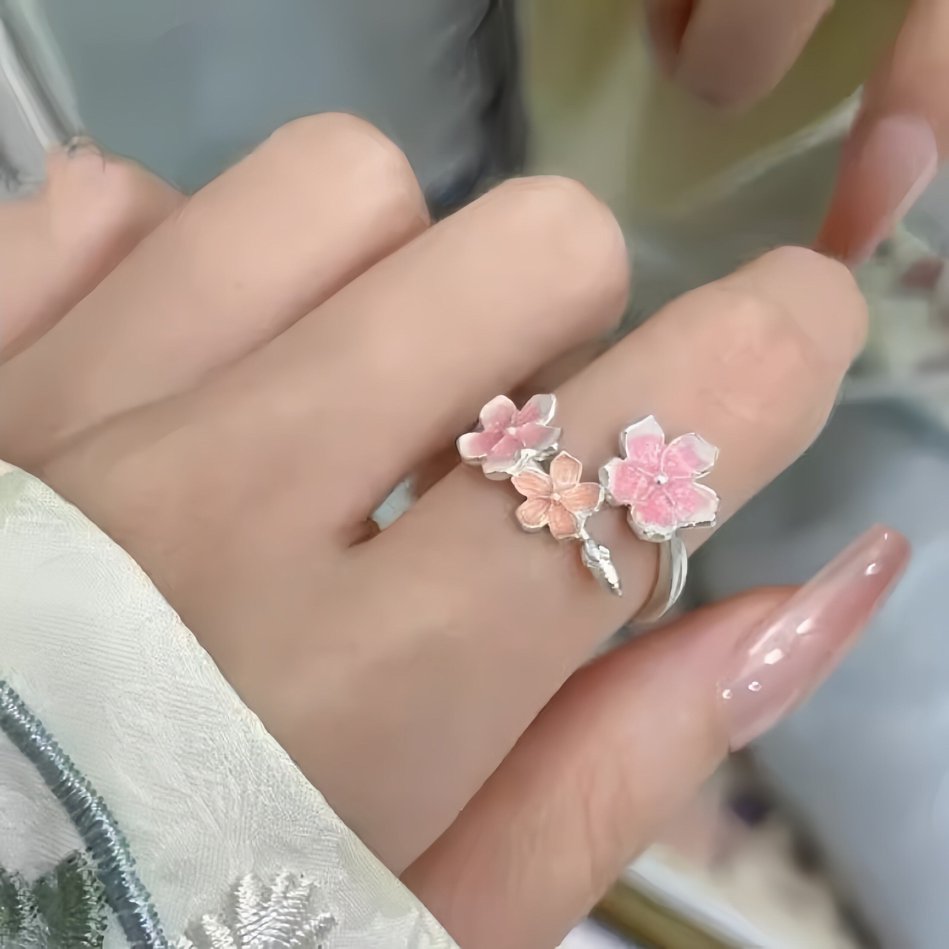 925银珐琅桃花开口百搭食指戒女