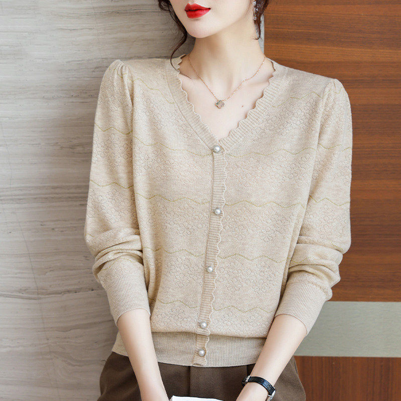 年轻妈妈春装气质打底小衫2025新款中老年女装时尚针织上衣薄套装