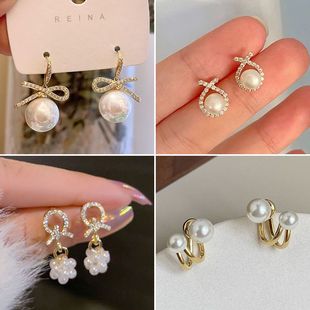 耳环珍珠蝴蝶结新款2023年高级感耳钉气质圆脸耳饰套装