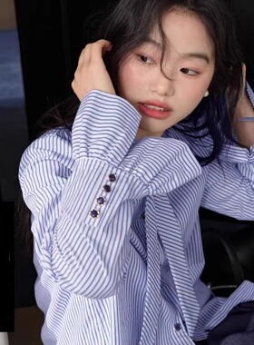 阔v领蝴蝶结条纹衬衣女2025春季新款蓝色喇叭袖正肩衬衫上衣秋