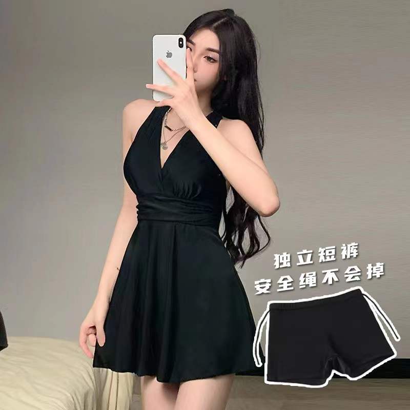 适合大胸穿的泳衣微胖女