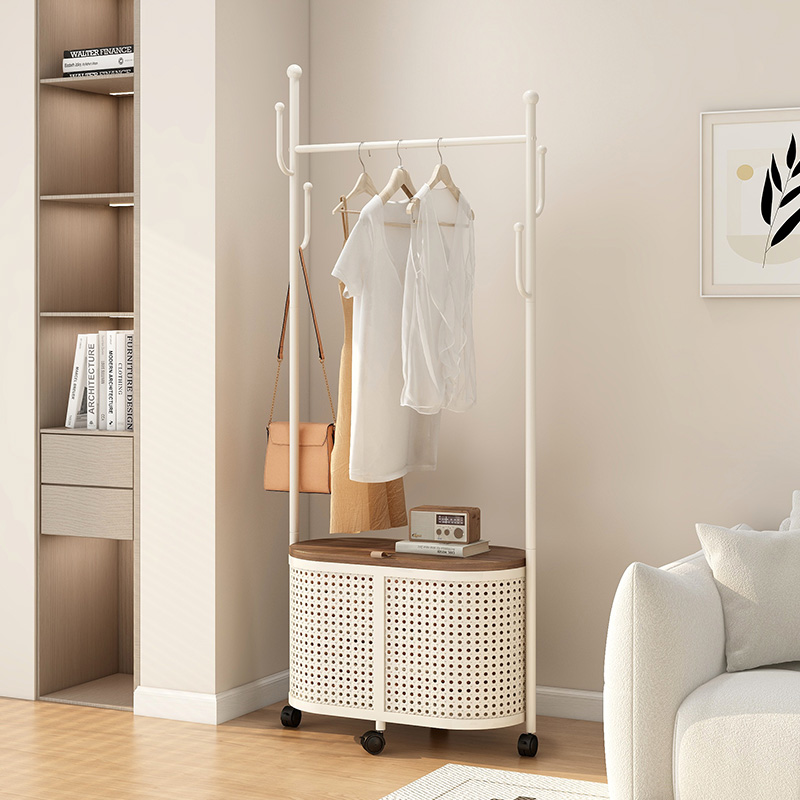 速立普奶油风铁艺家用挂衣服架子