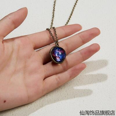 新款理科星系2025发光欧美行星项链美时月球银河星搭配简约嘻哈