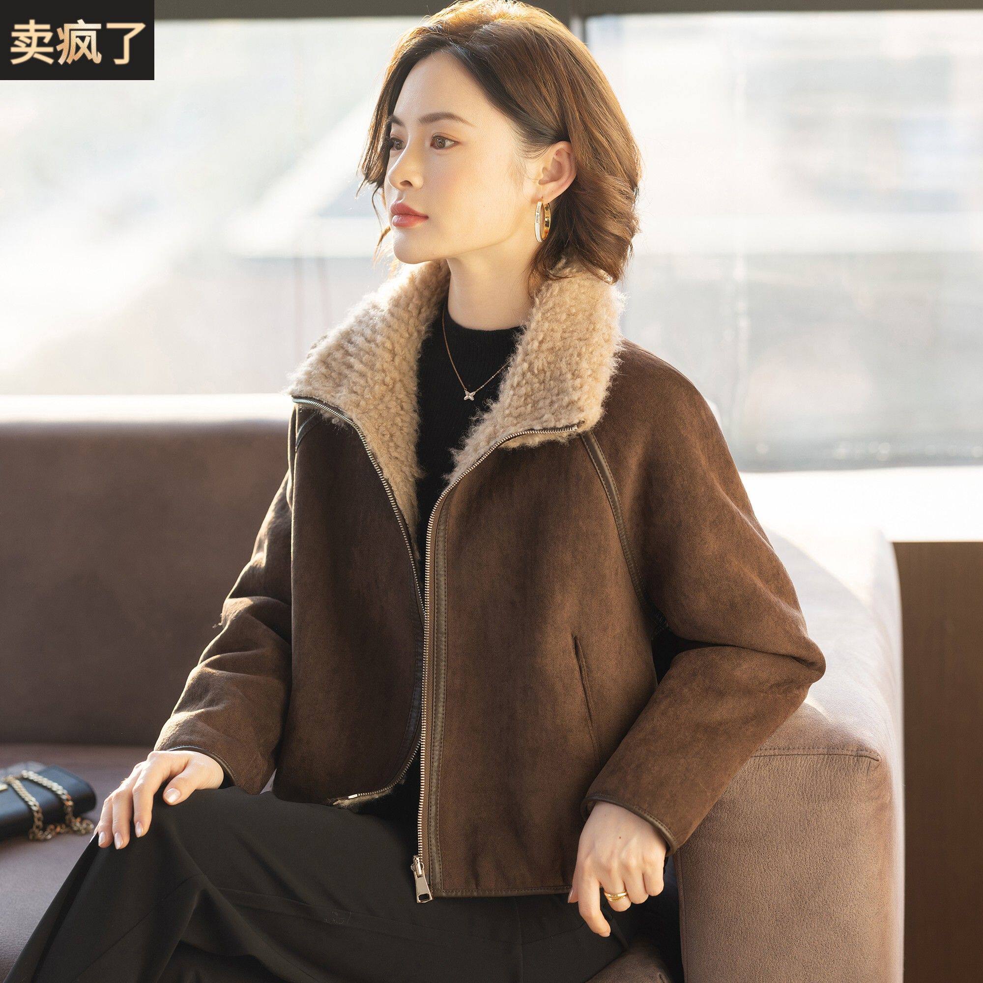 小个子妈妈冬装外套2025新款洋气时尚加绒加厚冬季上衣服中老年女