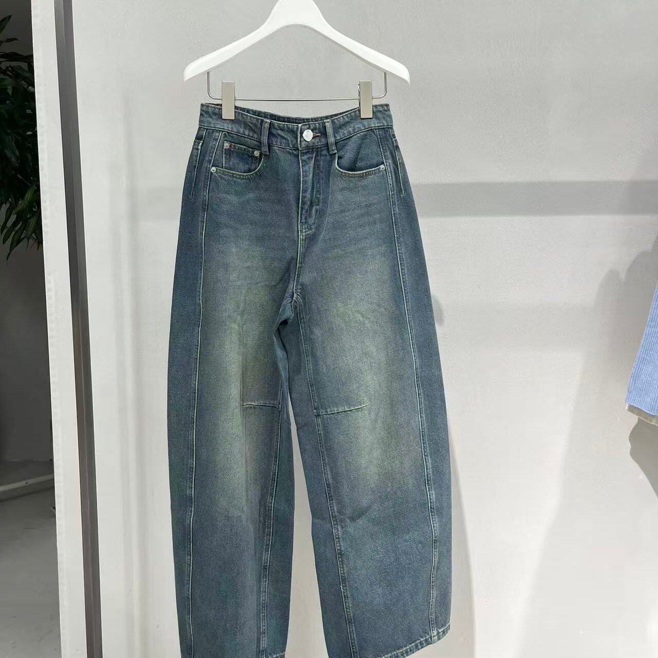 2026秋季复古高腰阔腿牛仔裤女