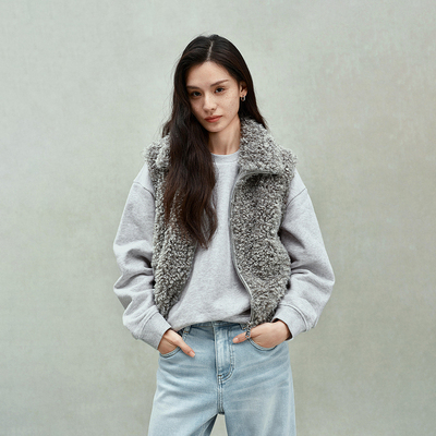 ochirly欧时力 轻盈环保皮草马甲外套女拉链两穿领2025春季新品