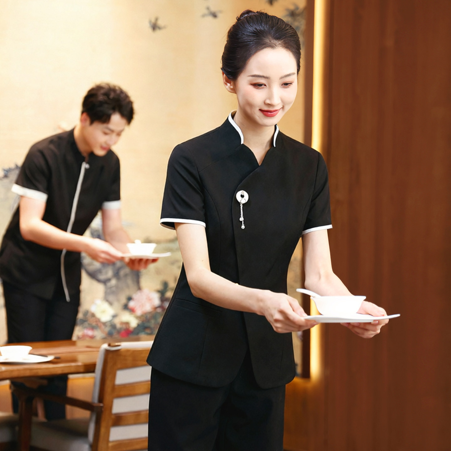 新中式酒店工作服短袖饭店中餐厅夏季服装高端餐饮服务员工服新款