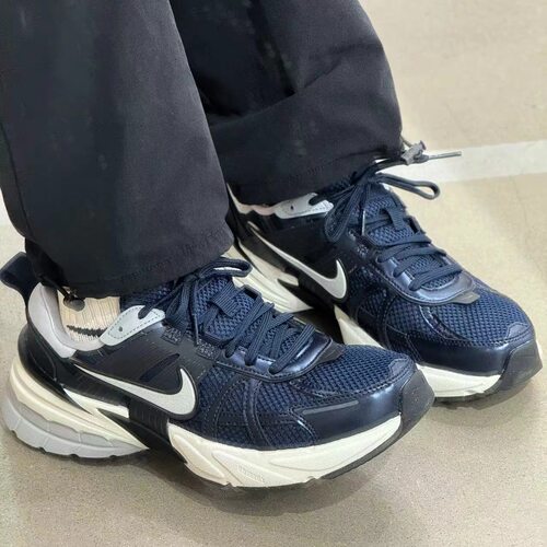 Nike耐克V2K Run复古百搭减震系带跑步鞋运动鞋HJ4497-400 041仓