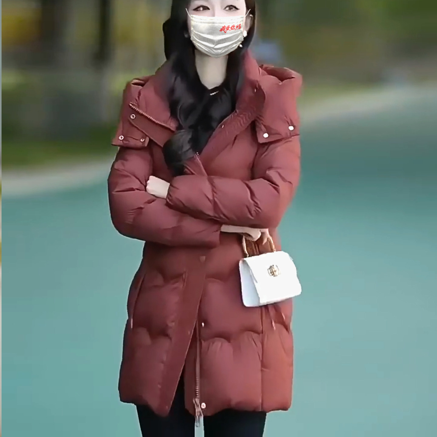 羽绒服女时尚洋气2026新款带帽加厚保暖白鸭绒中长款显瘦外套冬季