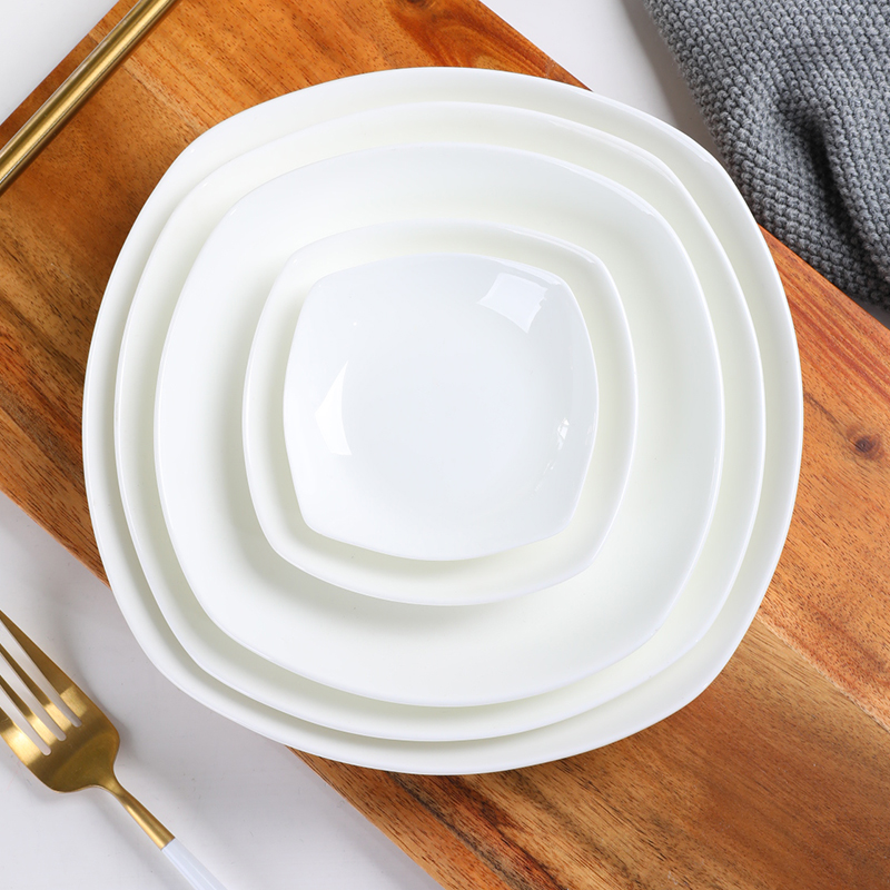 纯白色骨瓷日式方形牛排盘