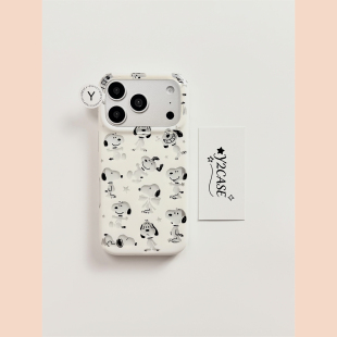 卡通动漫镂空史努比适用苹果18promax手机壳iphone17pro女新款16pro网红超火15pro可爱不会撞壳17防摔保护套