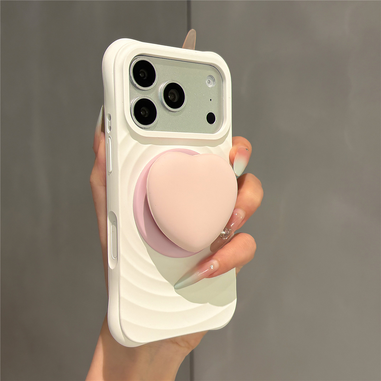 简约纯色古董白液态硅胶粉爱心磁吸支架适用苹果17promax手机