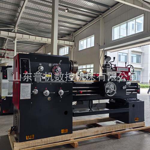实手体厂家车*动车床山东普机C61501000落地式普通床C6150大孔径