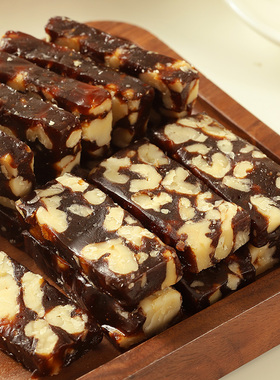 dobby枣泥核桃糕手工软糕点心红枣健康小零食办公室美食休闲食品