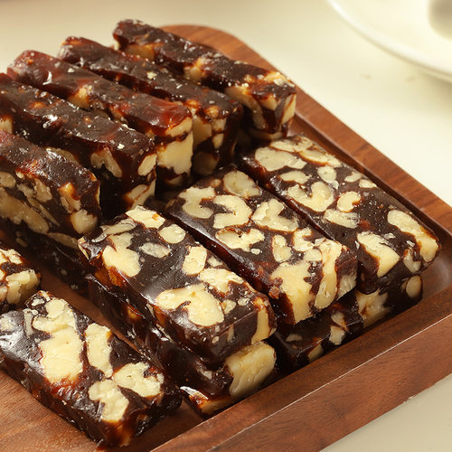 哆比新疆核桃糕枣仁派