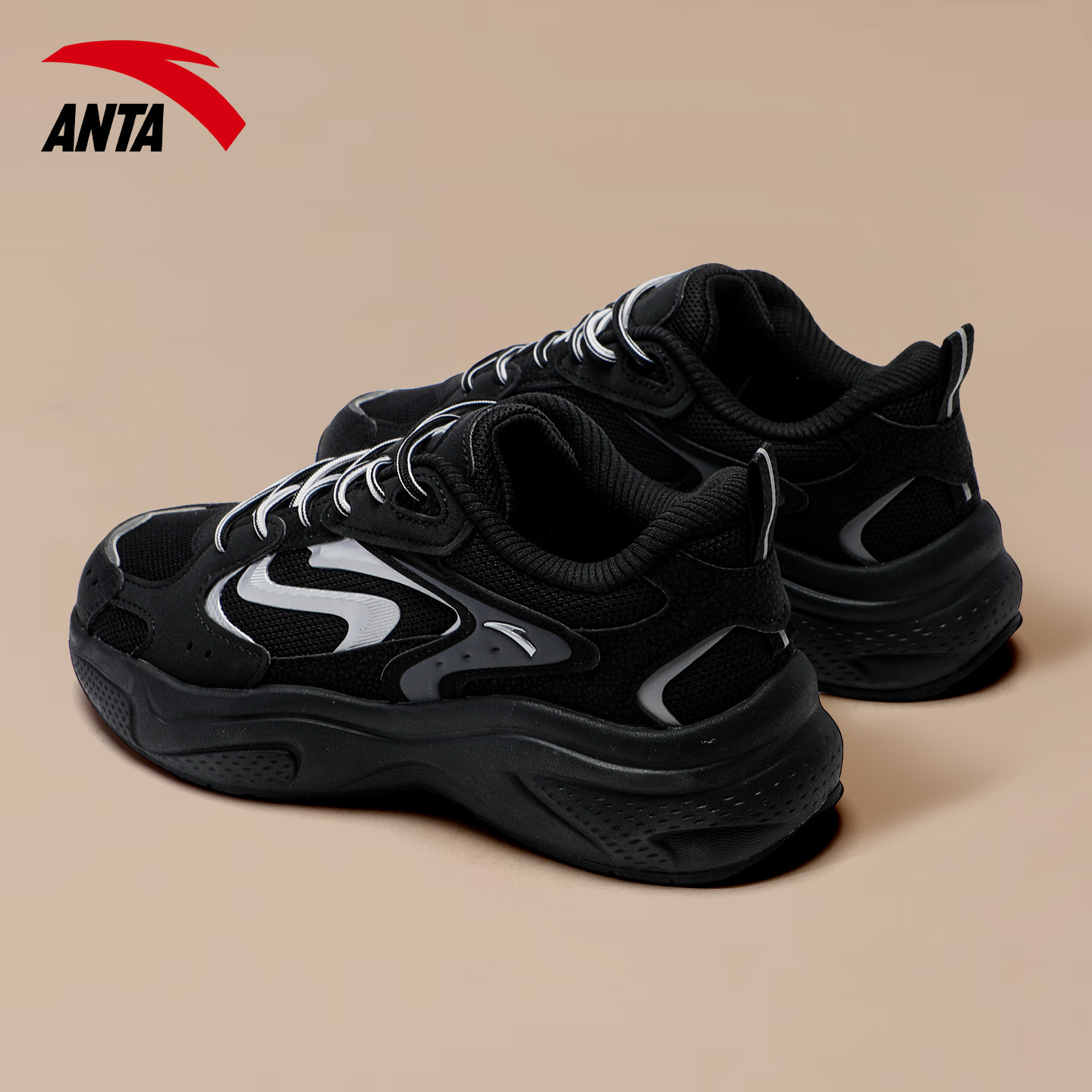 安踏轻便软底女鞋厚底增高老爹鞋