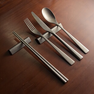 摆台餐具 刀叉筷席面勺托枕架 秋とLANカ一ベンタ一 复古筷子托架