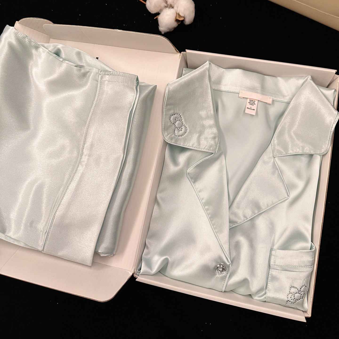 高级感送闺蜜姐妹礼物夏季短袖hellokitty睡衣女冰丝家居服礼盒装