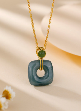 S925纯银镀18K金镶嵌蓝水翡翠方块吊坠平安扣精致古风