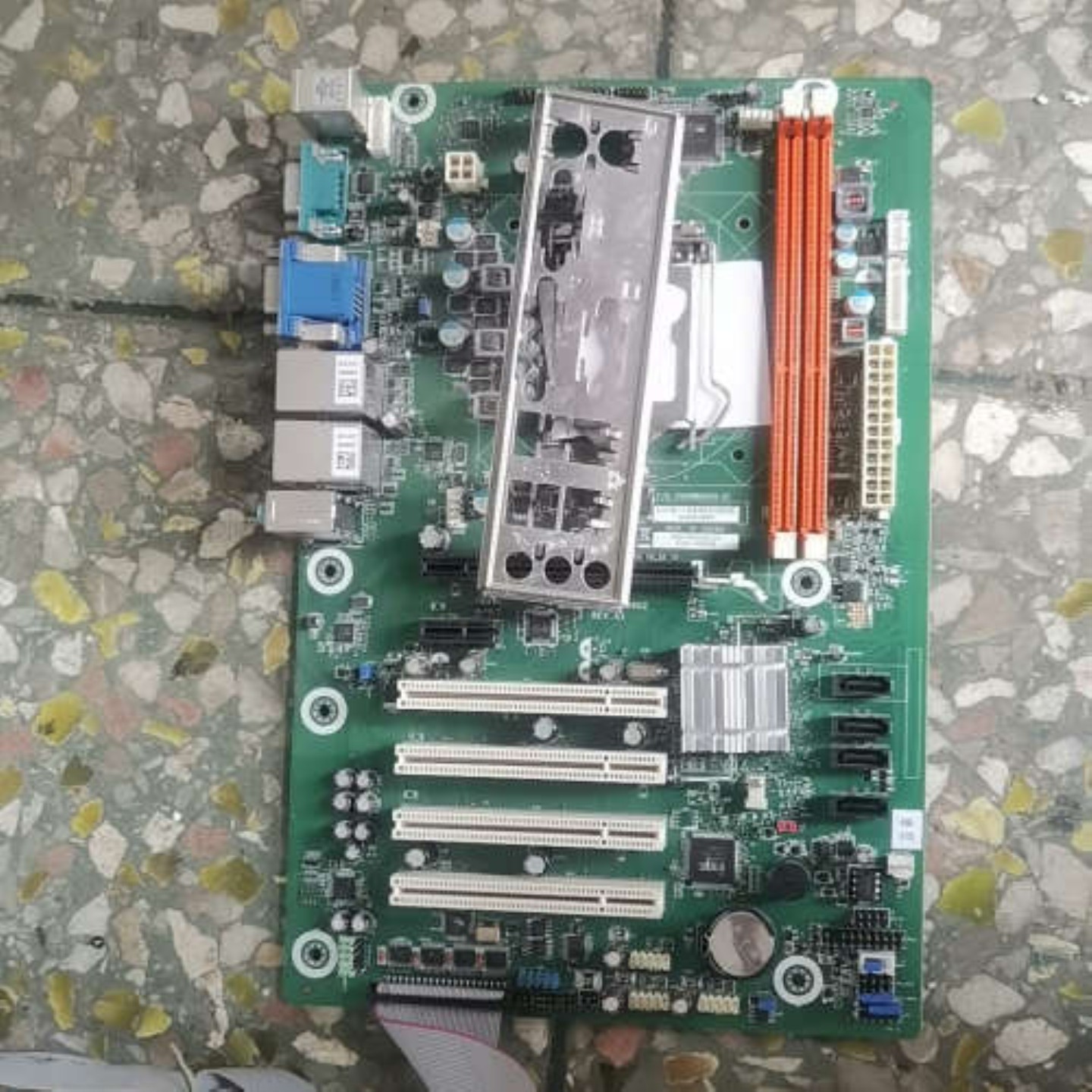 售前询价研华SIMB-A21H61工业主板EBC-MB06G2支